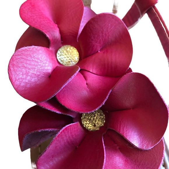Bamboo Leather Flower Embellished Sandals, Fuchsia/Adjustable Buckle NWO… - Picture 5 of 7